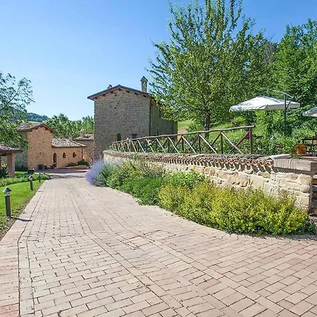 Hébergement de vacances Awesome In Camerino With Outdoor Swimming Pool, Wifi And 2 Bedrooms Crispiero