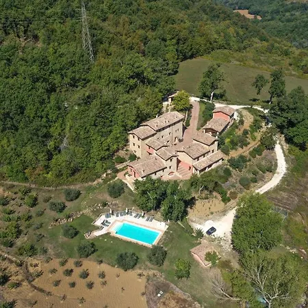 Feriehus Awesome In Camerino With Outdoor Swimming Pool, Wifi And 2 Bedrooms Crispiero